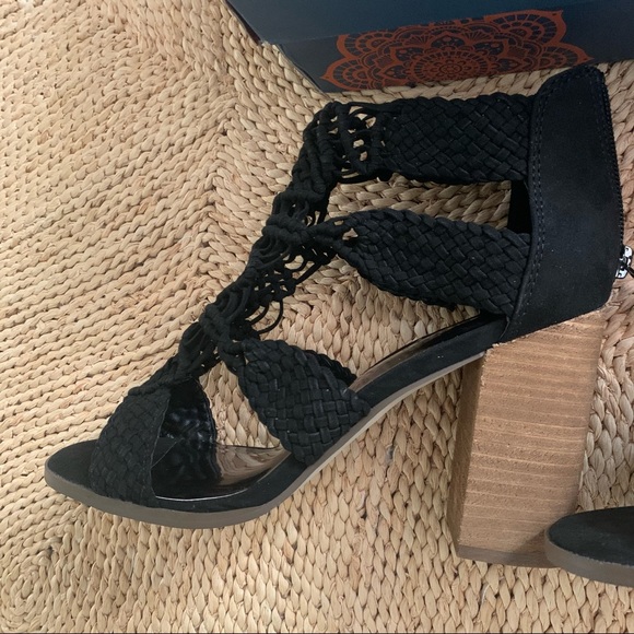 NWT Black Carlos Santana heels size 8 - Picture 7 of 9
